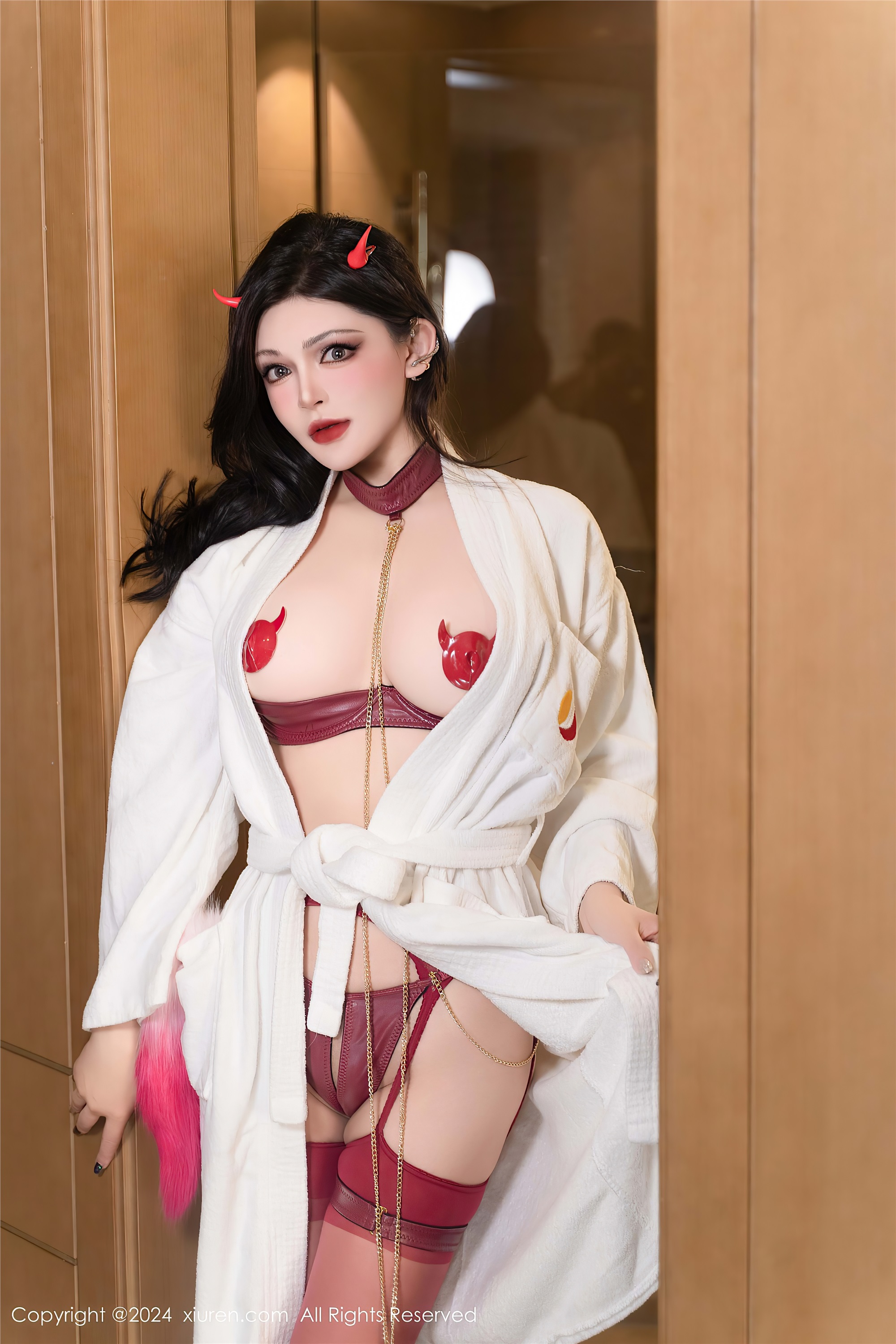 Xiuren秀人网 2024.10.28 NO.9352 伊丽莎有点白